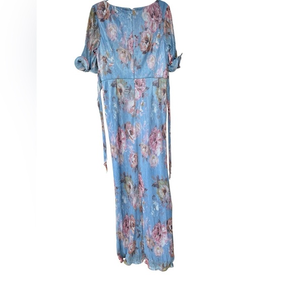 Adrianna Papell Printed Metallic Crinkle GownSize 12 - Picture 6 of 13